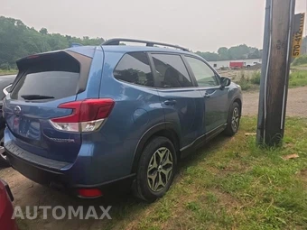2019 Subaru Forester Premium - miniatura 4