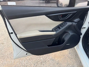 2019 Subaru Impreza 5-Door 2.0i Premium Hatchback - miniatura 9