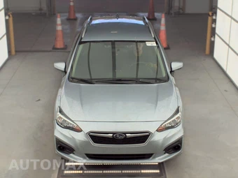 2019 Subaru Impreza 5-Door 2.0i Premium Hatchback - miniatura 2
