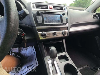 2019 Subaru Outback 2.5i – miniatura 10