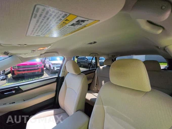 2019 Subaru Outback 2.5i Premium – miniatura 8