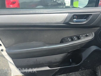 2019 Subaru Outback 2.5i Premium – miniatura 9