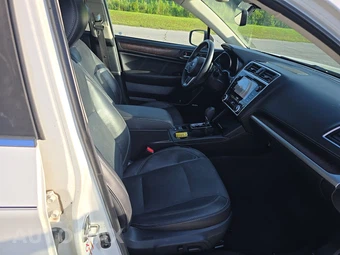 2019 Subaru Outback 3.6R Limited – miniatura 8