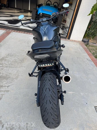 2019 Suzuki GSX-S750 – miniatura 6