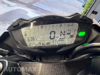 2019 Suzuki GSX-S750 – miniatura 8