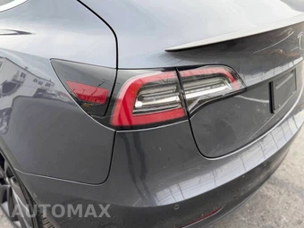 2019 Tesla Model 3 - miniatura 15