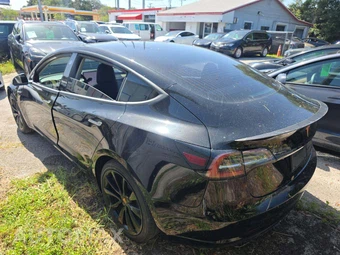 2019 Tesla Model 3 Long Range – miniatura 2