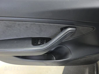 2019 Tesla Model 3 Long Range - miniatura 9