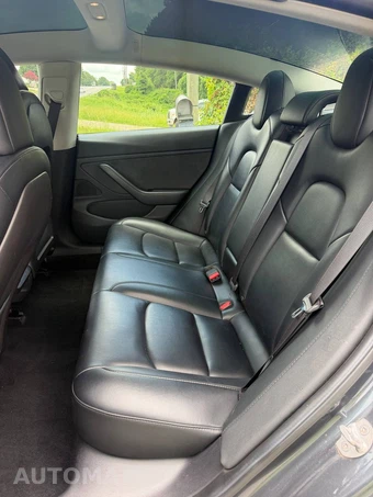2019 Tesla Model 3 Long Range – miniatura 10