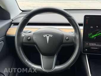 2019 Tesla Model 3 Long Range – miniatura 12