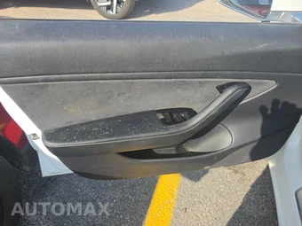 2019 Tesla Model 3 Long Range – miniatura 9