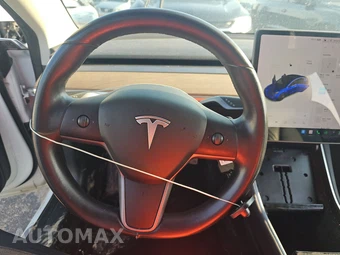 2019 Tesla Model 3 Long Range - miniatura 10