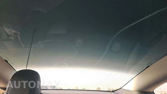 2019 Tesla Model 3 Long Range - miniatura 21
