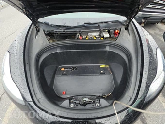 2019 Tesla Model 3 Long Range - miniatura 15