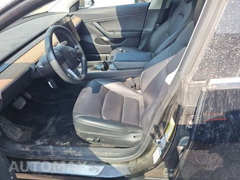 2019 Tesla Model 3 Long Range – miniatura 7