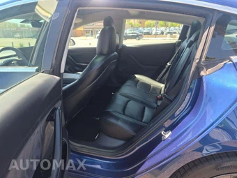 2019 Tesla Model 3 Long Range – miniatura 13