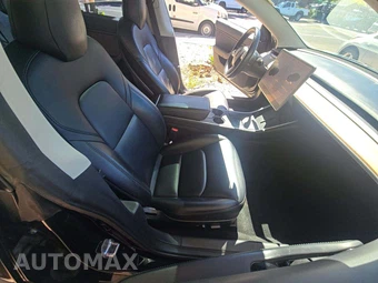 2019 Tesla Model 3 Long Range – miniatura 19