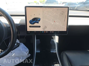2019 Tesla Model 3 Long Range – miniatura 11