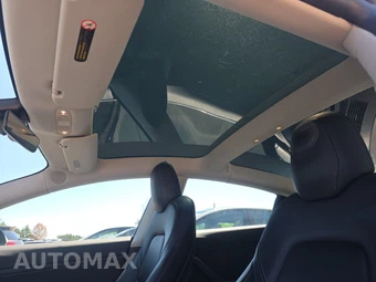 2019 Tesla Model 3 Long Range – miniatura 17