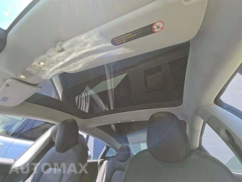 2019 Tesla Model 3 Long Range – miniatura 11