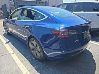 2019 Tesla Model 3 Long Range – miniatura 2
