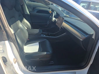 2019 Tesla Model 3 Long Range – miniatura 8