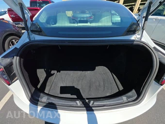 2019 Tesla Model 3 Long Range – miniatura 16