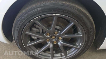 2019 Tesla Model 3 Long Range – miniatura 26