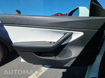 2019 Tesla Model 3 Long Range – miniatura 9