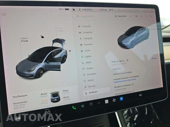 2019 Tesla Model 3 Mid Range – miniatura 9