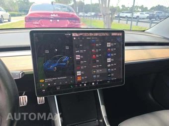 2019 Tesla Model 3 Performance – miniatura 5