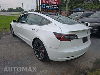 2019 Tesla Model 3 Performance - miniatura 2