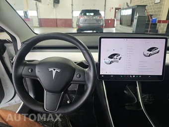2019 Tesla Model 3 Standard Range - miniatura 11