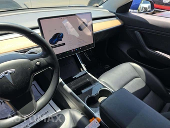 2019 Tesla Model 3 Standard Range – miniatura 10