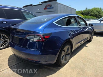 2019 Tesla Model 3 Standard Range – miniatura 3