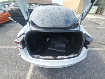 2019 Tesla Model 3 Standard Range – miniatura 16