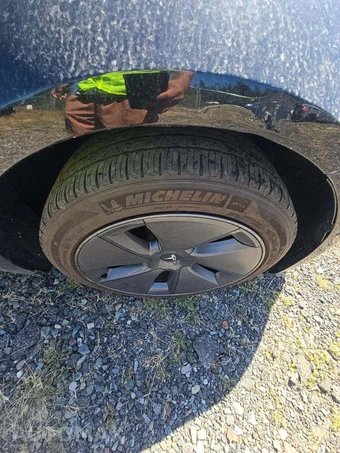 2019 Tesla Model 3 Standard Range Plus – miniatura 22