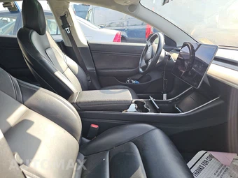 2019 Tesla Model 3 Standard Range Plus – miniatura 8