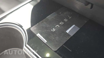2019 Tesla Model 3 Standard Range Plus – miniatura 19