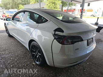 2019 Tesla Model 3 Standard Range Plus - miniatura 2