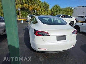 2019 Tesla Model 3 Standard Range Plus - miniatura 2