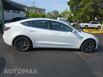 2019 Tesla Model 3 Standard Range Plus - miniatura 4