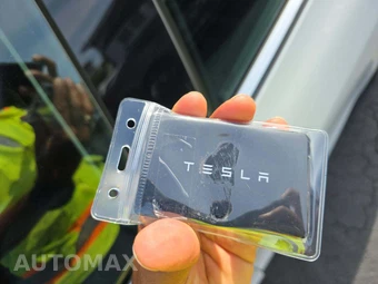 2019 Tesla Model 3 Standard Range Plus - miniatura 8
