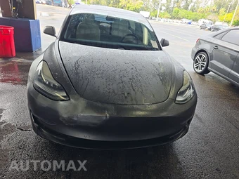 2019 Tesla Model 3 Standard Range Plus – miniatura 2