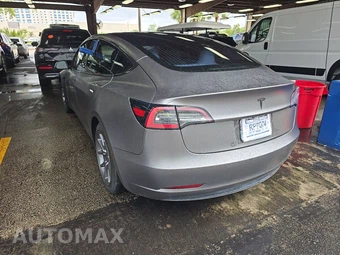 2019 Tesla Model 3 Standard Range Plus – miniatura 6