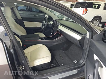 2019 Tesla Model 3 Standard Range Plus – miniatura 8