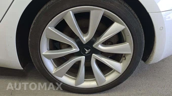 2019 Tesla Model 3 Standard Range Plus – miniatura 23