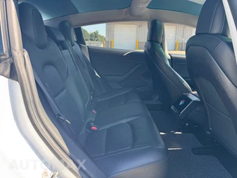 2019 Tesla Model 3 Standard Range Plus – miniatura 15