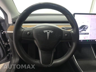 2019 Tesla Model 3 Standard Range Plus – miniatura 10