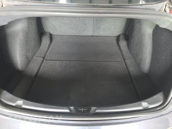 2019 Tesla Model 3 Standard Range Plus – miniatura 16